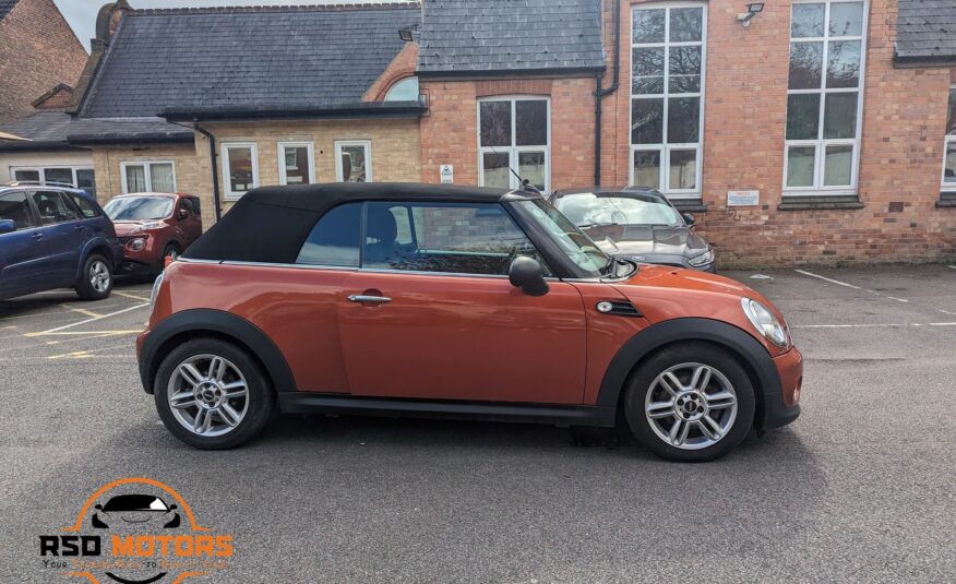 Mini One Convertible [2011]