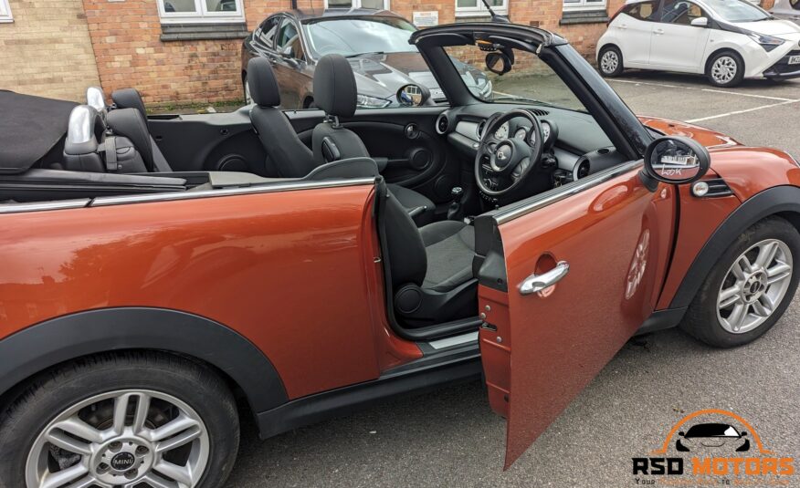 Mini One Convertible [2011]