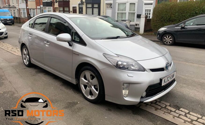 Toyota Prius (T-Spirit) VVT-I CVT [2012] (UK Model)