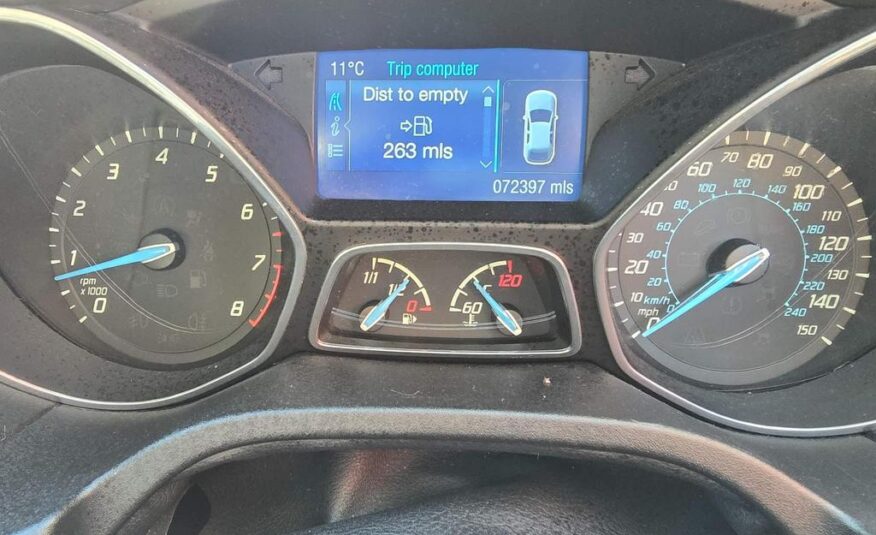 Ford Focus 1.0 Titanium Navigator Turbo EcoBoost (2013)