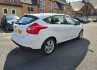 Ford Focus 1.0 Titanium Navigator Turbo EcoBoost (2013)