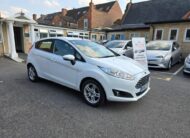 Ford Fiesta 1.0T EcoBoost Zetec Euro 5 (s/s) 5dr (2013)