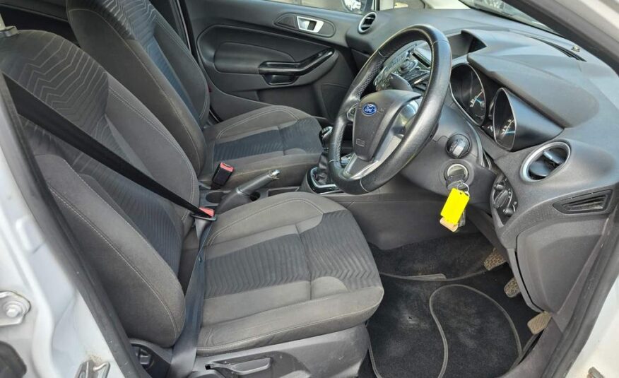 Ford Fiesta 1.0T EcoBoost Zetec Euro 5 (s/s) 5dr (2013)