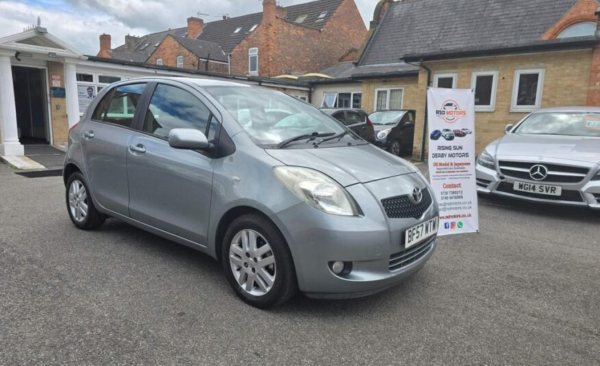 Toyota Yaris 1.3 VVT-i TR 5dr (2007) (1 Owner with Full Service History)