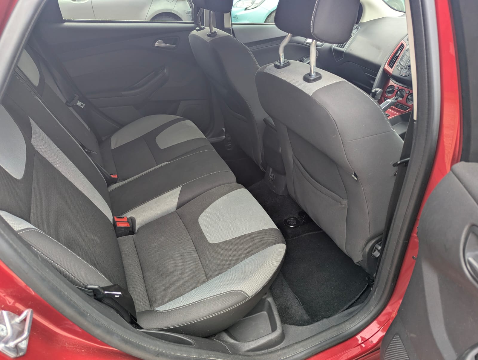 Ford Focus S Turbo1.6L Petrol Eco Boost (2012)