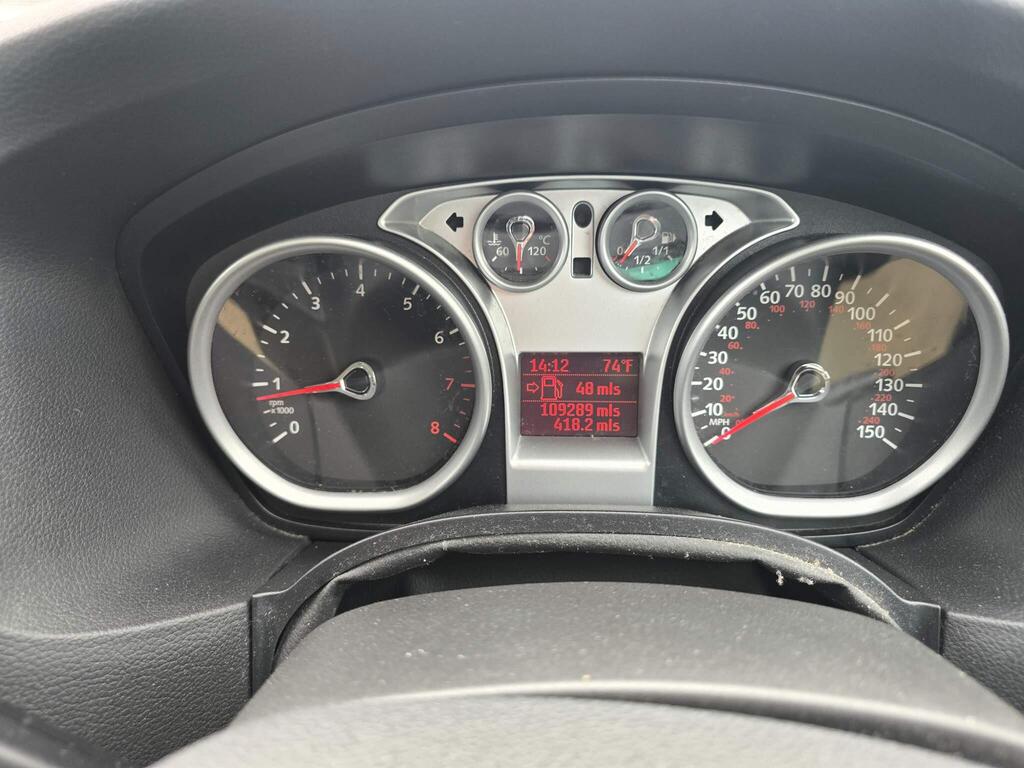 Ford Focus 1.6 Style Hatchback 5dr Petrol Manual