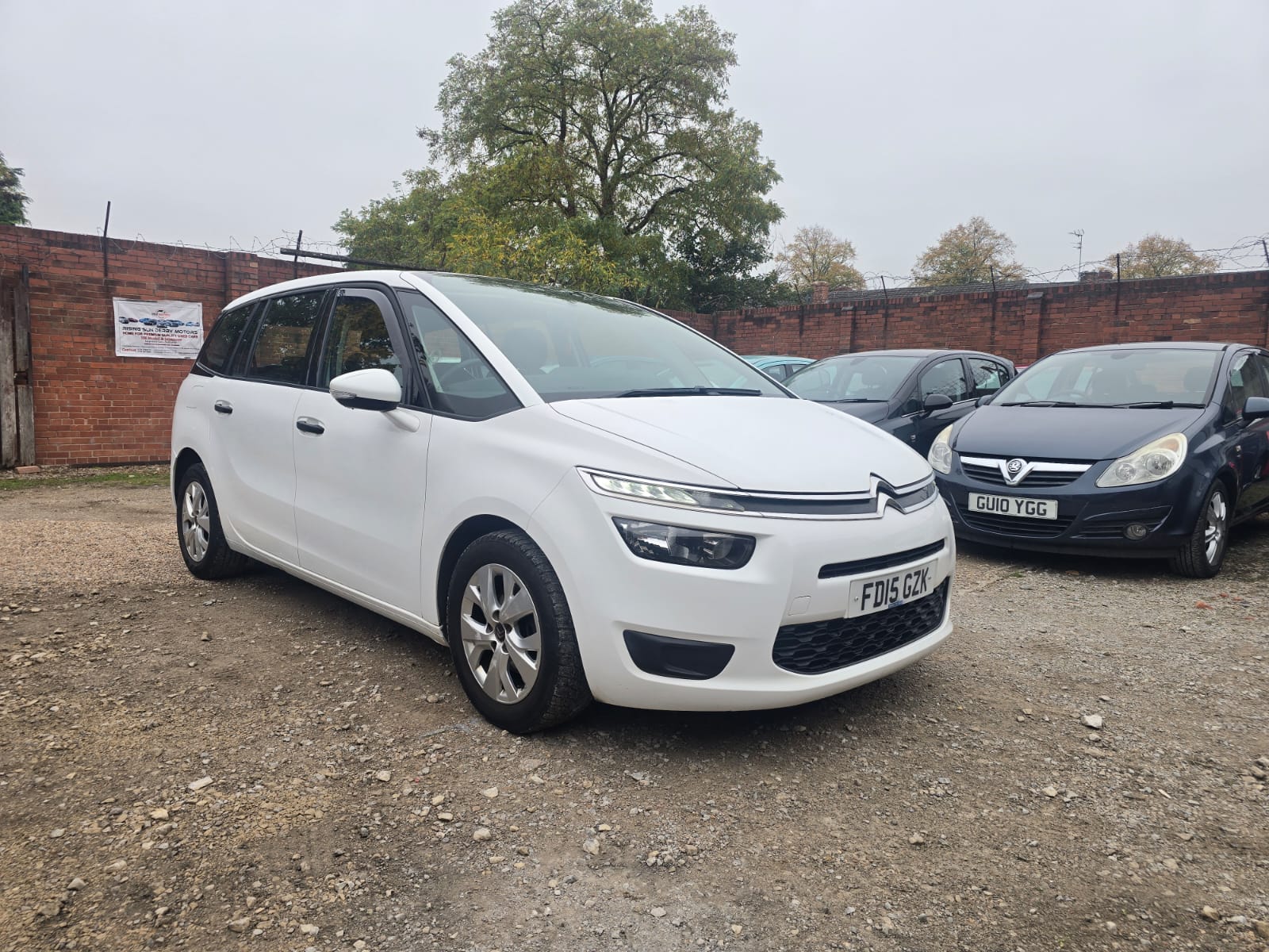 Citroen C4 Grand Picasso E-Hdi 2015  (Automatic/7 Seater)