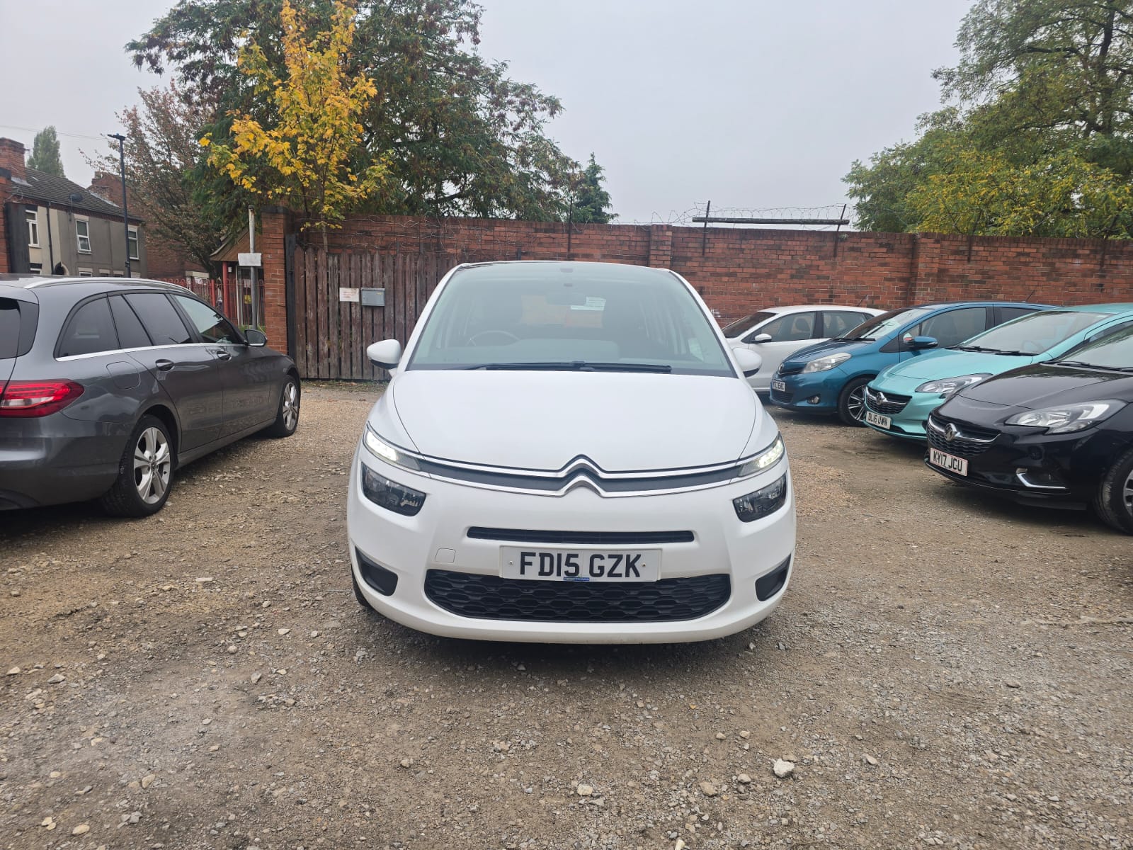 Citroen C4 Grand Picasso E-Hdi 2015  (Automatic/7 Seater)