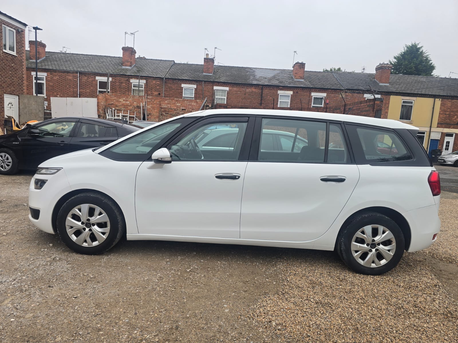 Citroen C4 Grand Picasso E-Hdi 2015  (Automatic/7 Seater)