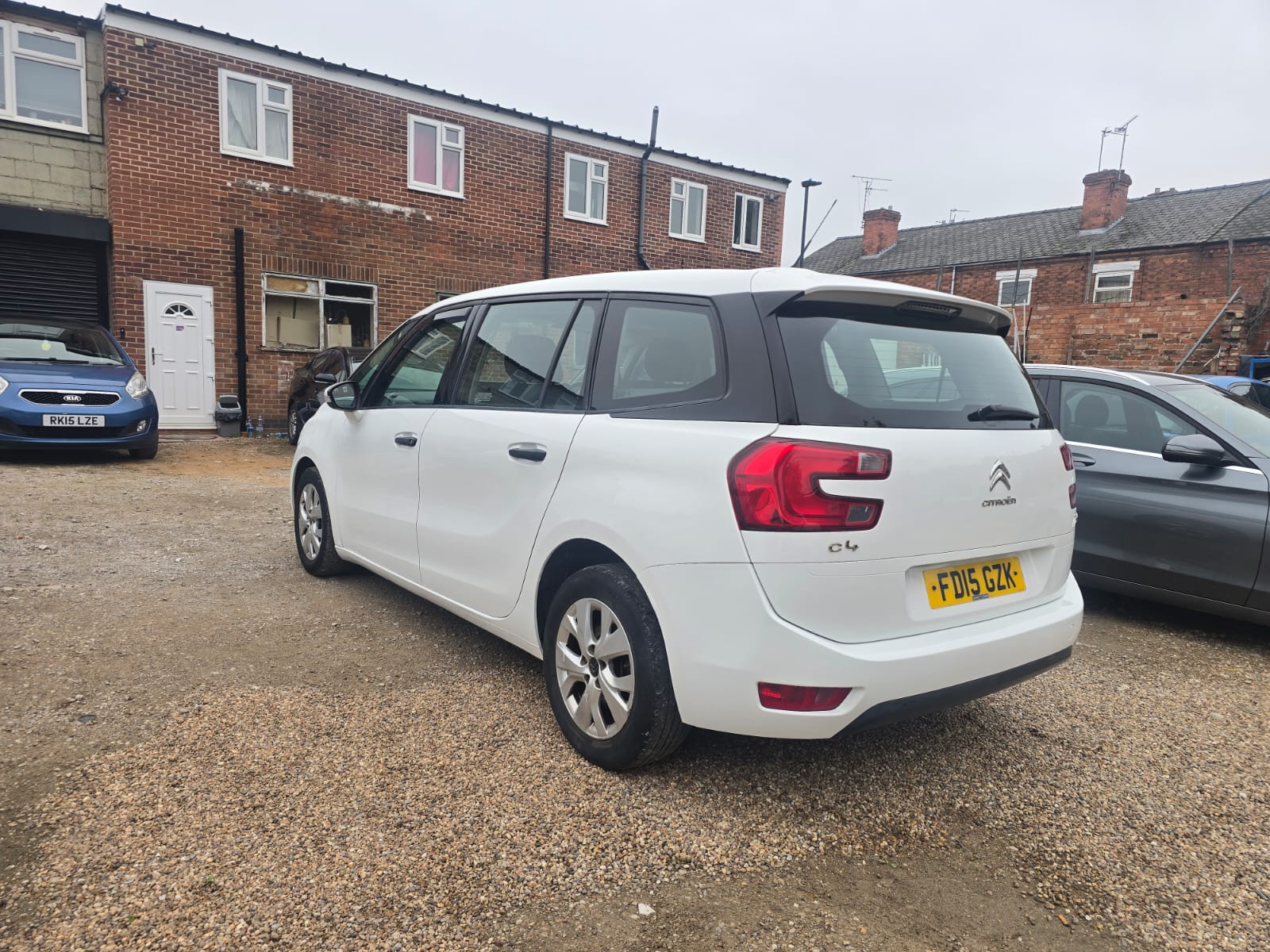 Citroen C4 Grand Picasso E-Hdi 2015  (Automatic/7 Seater)