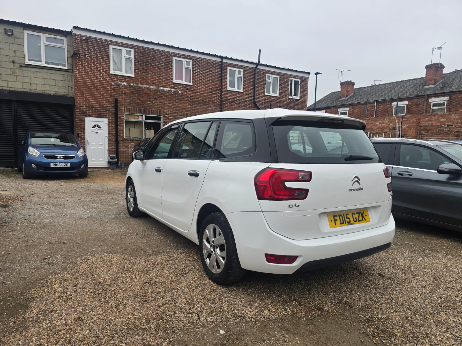 Citroen C4 Grand Picasso E-Hdi 2015  (Automatic/7 Seater)