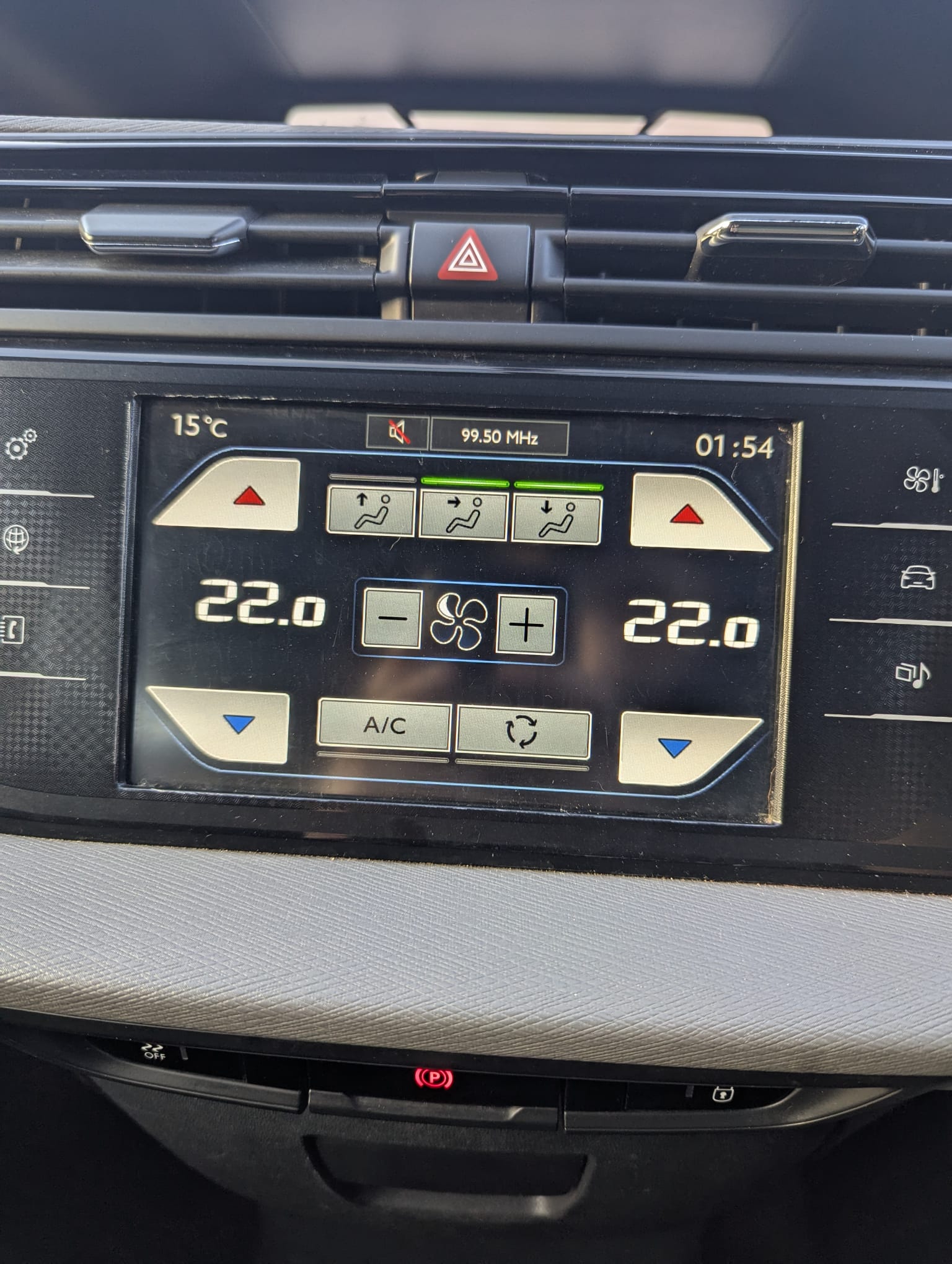 Citroen C4 Grand Picasso E-Hdi 2015  (Automatic/7 Seater)