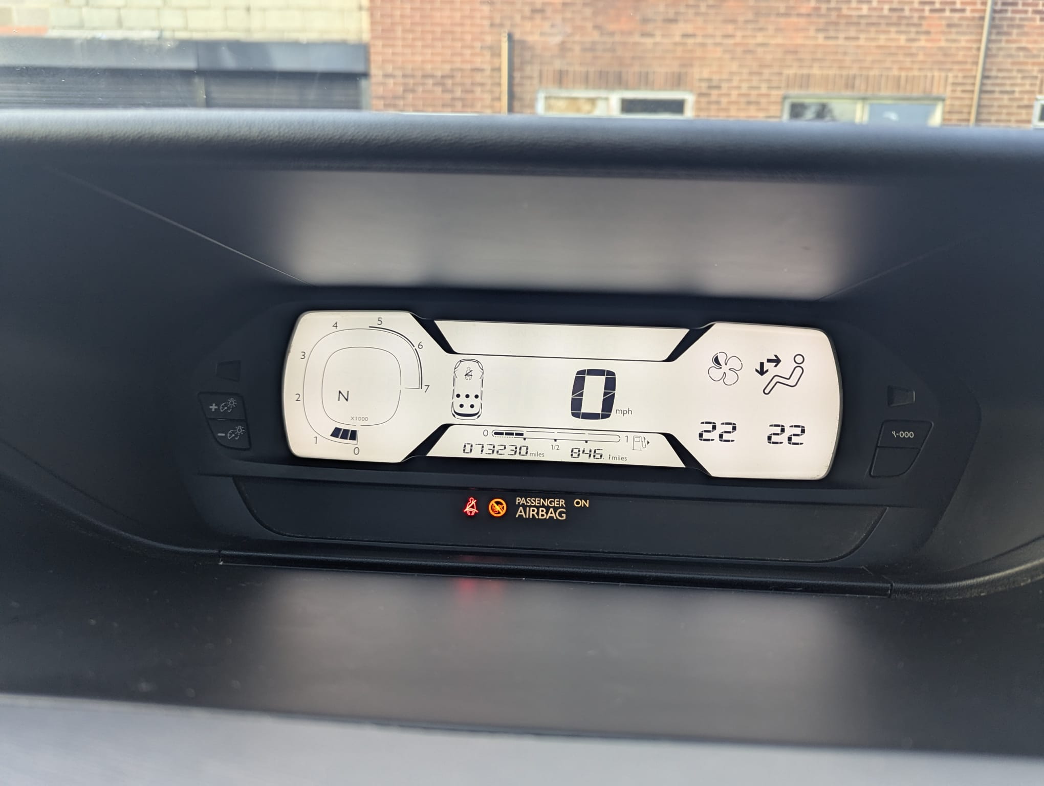 Citroen C4 Grand Picasso E-Hdi 2015  (Automatic/7 Seater)