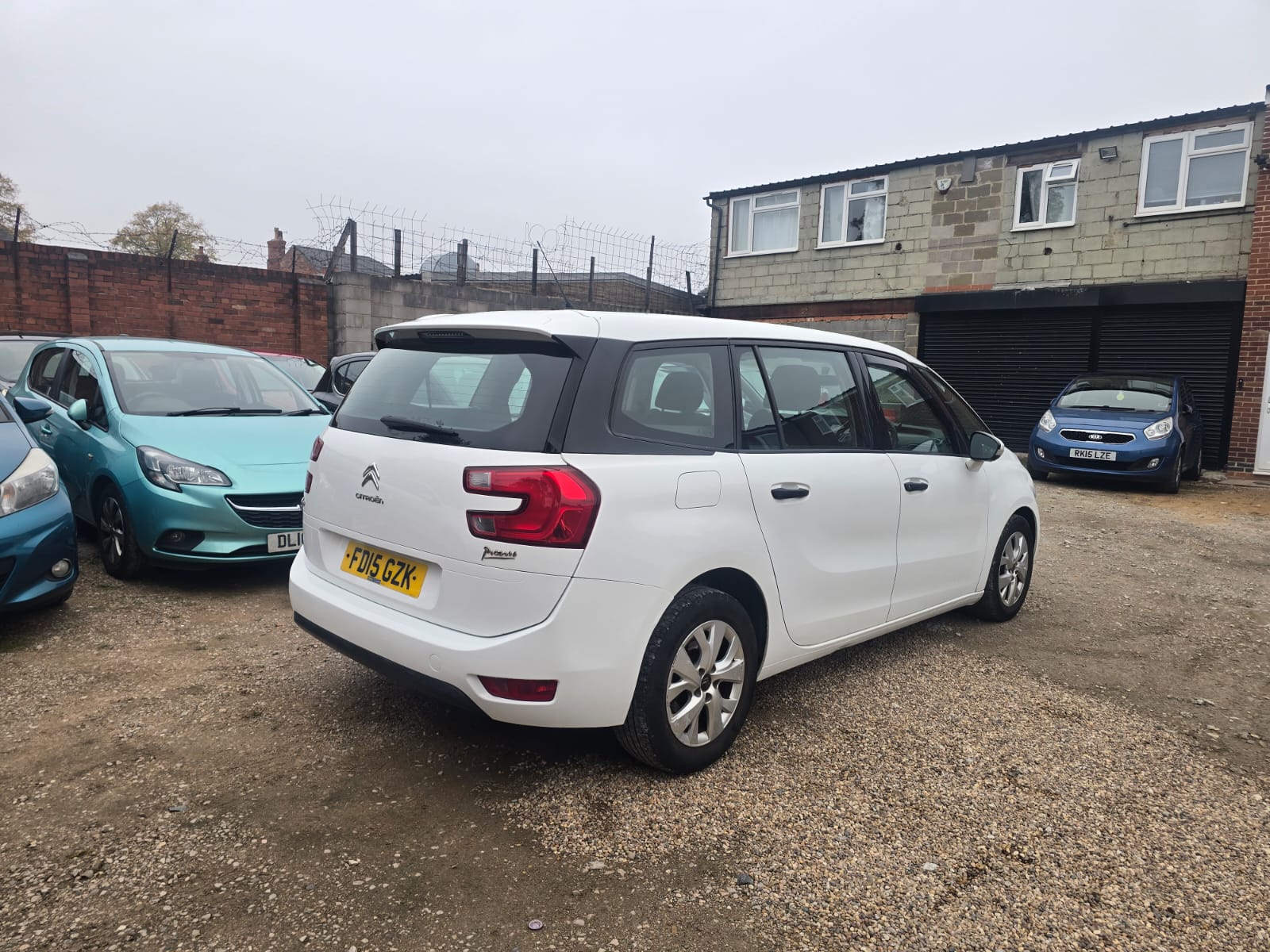 Citroen C4 Grand Picasso E-Hdi 2015  (Automatic/7 Seater)