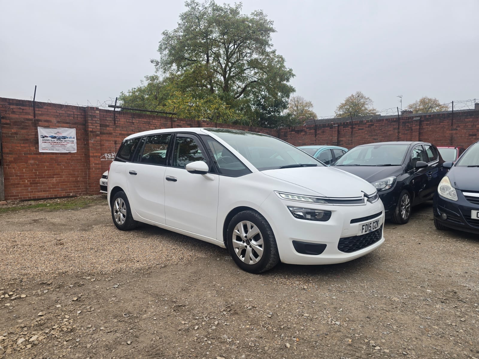 Citroen C4 Grand Picasso E-Hdi 2015  (Automatic/7 Seater)