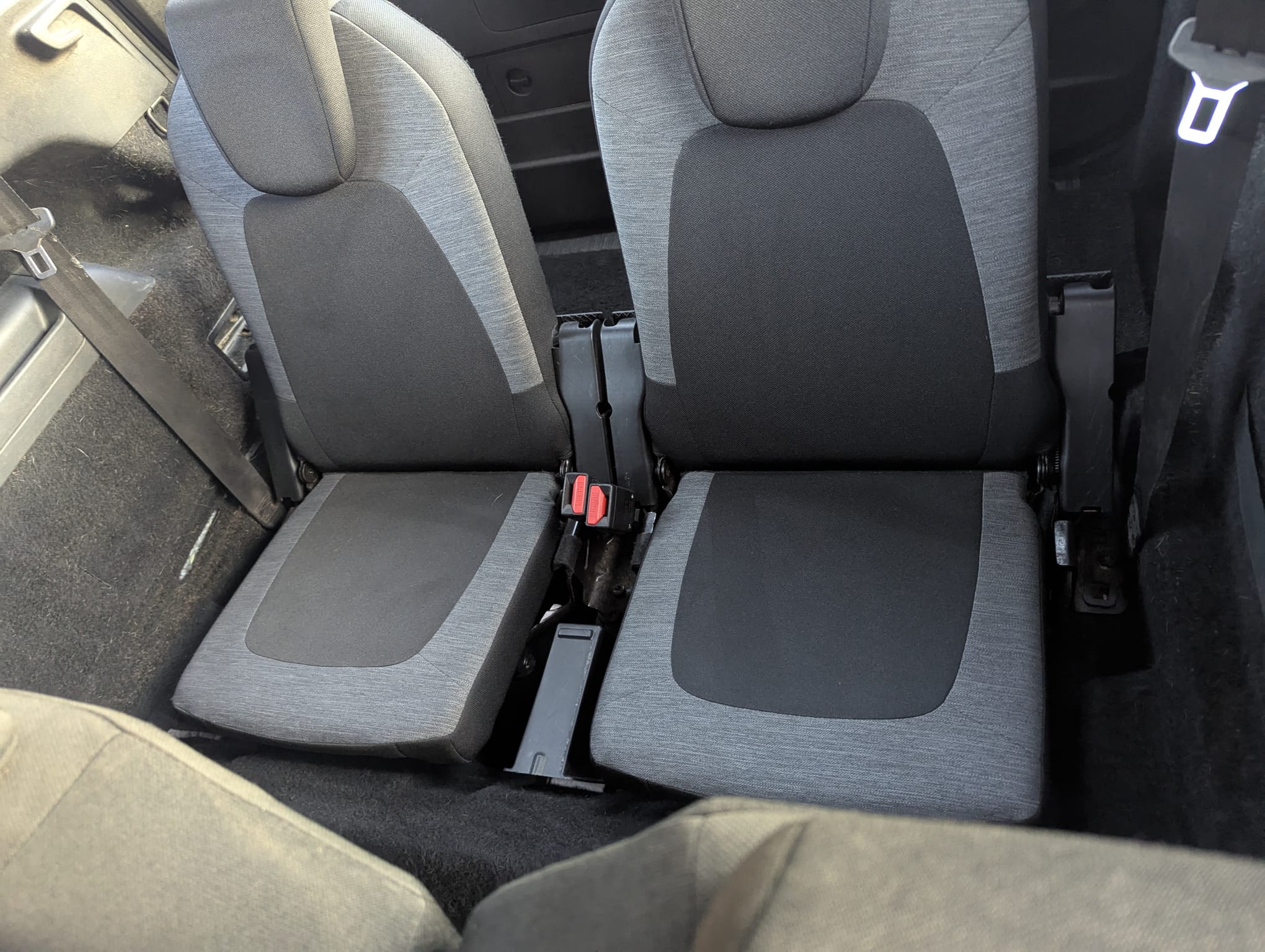 Citroen C4 Grand Picasso E-Hdi 2015  (Automatic/7 Seater)