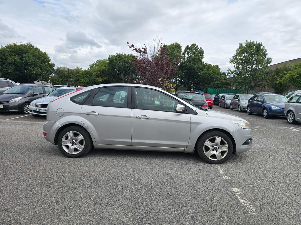 Ford Focus 1.6 Style Hatchback 5dr Petrol Manual