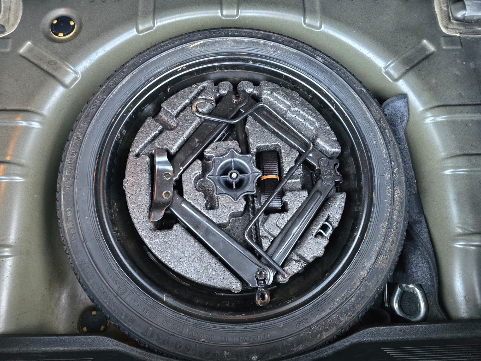 Automatic Vauxhall Astra 1.6 2010 16v Exclusiv Hatchback 5dr Petrol Auto Euro 5 (115 ps)