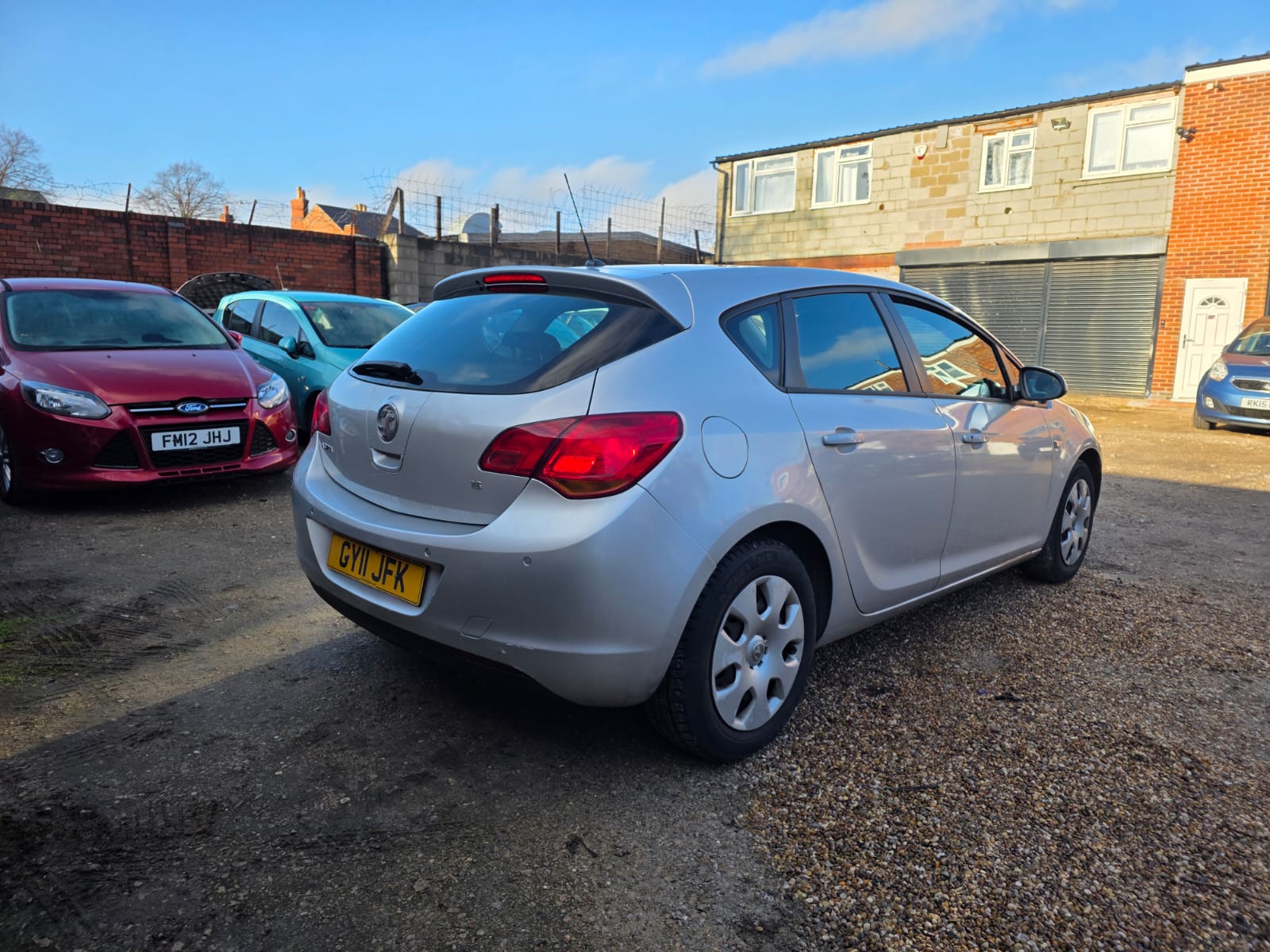 Automatic Vauxhall Astra 1.6 2011 16v Exclusiv Hatchback 5dr Petrol Auto Euro 5 (115 ps)