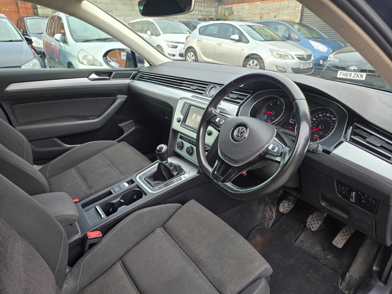 2015 Volkswagen Passat 1.6TDI SE Business (BMT)(s/s) Estate 5d